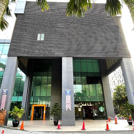 Q Damansara By Trillionz Hotel Petaling Jaya Bagian luar foto